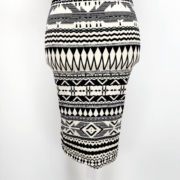 Tribal Print Sleeveless Midi Dress With Mesh Panel Detail Size S - Picture 7 of 13